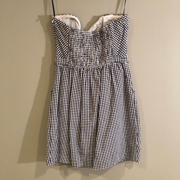 Baby Angel // Strapless Gingham Dress - Picture 2 of 4